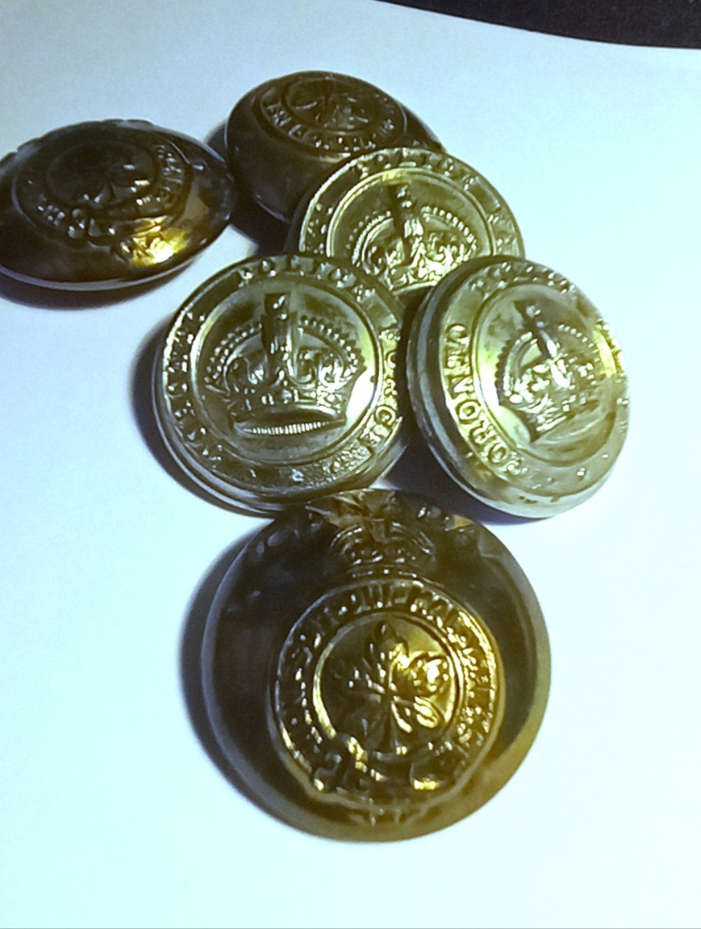 TORONTO POLICE Force Brass Buttons Crown Emblem Official Uniform (Montréal) - Picture 4 of 4